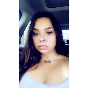 Meet your Posher, Alyssa